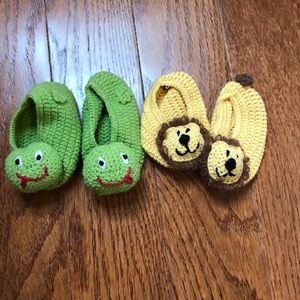 Knit infant booties